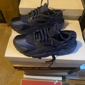 Blue Women’s Huaraches size 9
